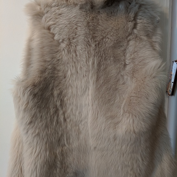 Reiss reversible shearling gilet - Picture 2 of 3